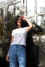 Cargar imagen en el visor de la galería, Suertuda Basic/Cropped Tee