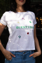 Cargar imagen en el visor de la galería, Suertuda Basic/Cropped Tee