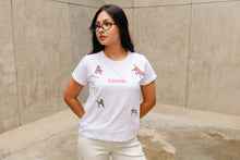 Cargar imagen en el visor de la galería, Perro Que Ladra No Muerde Bebé Oversized Tee
