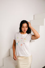 Cargar imagen en el visor de la galería, Paraíso Colombiano Oversized Tee
