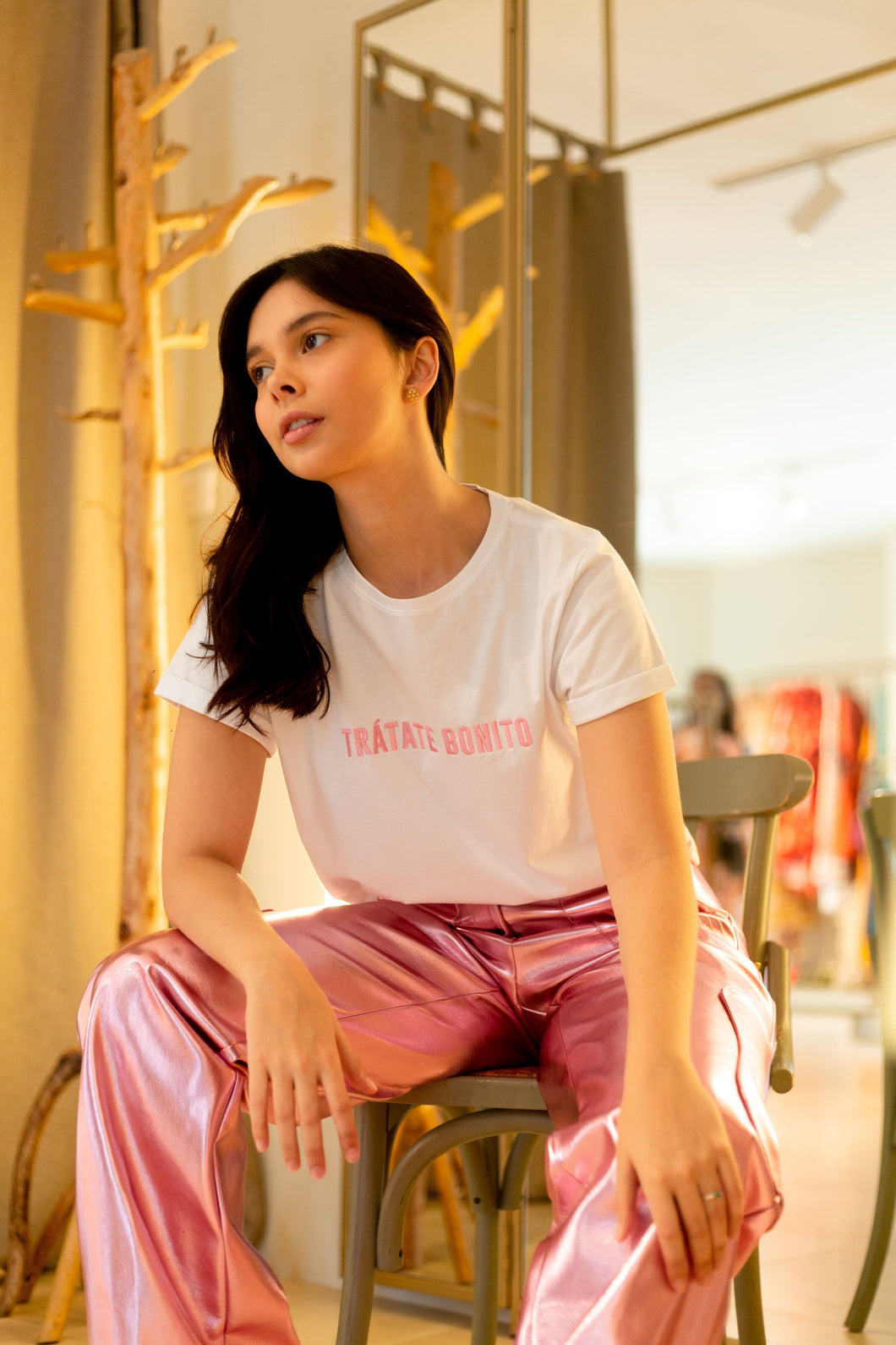Trátate Bonito Embroidered Oversized Tee