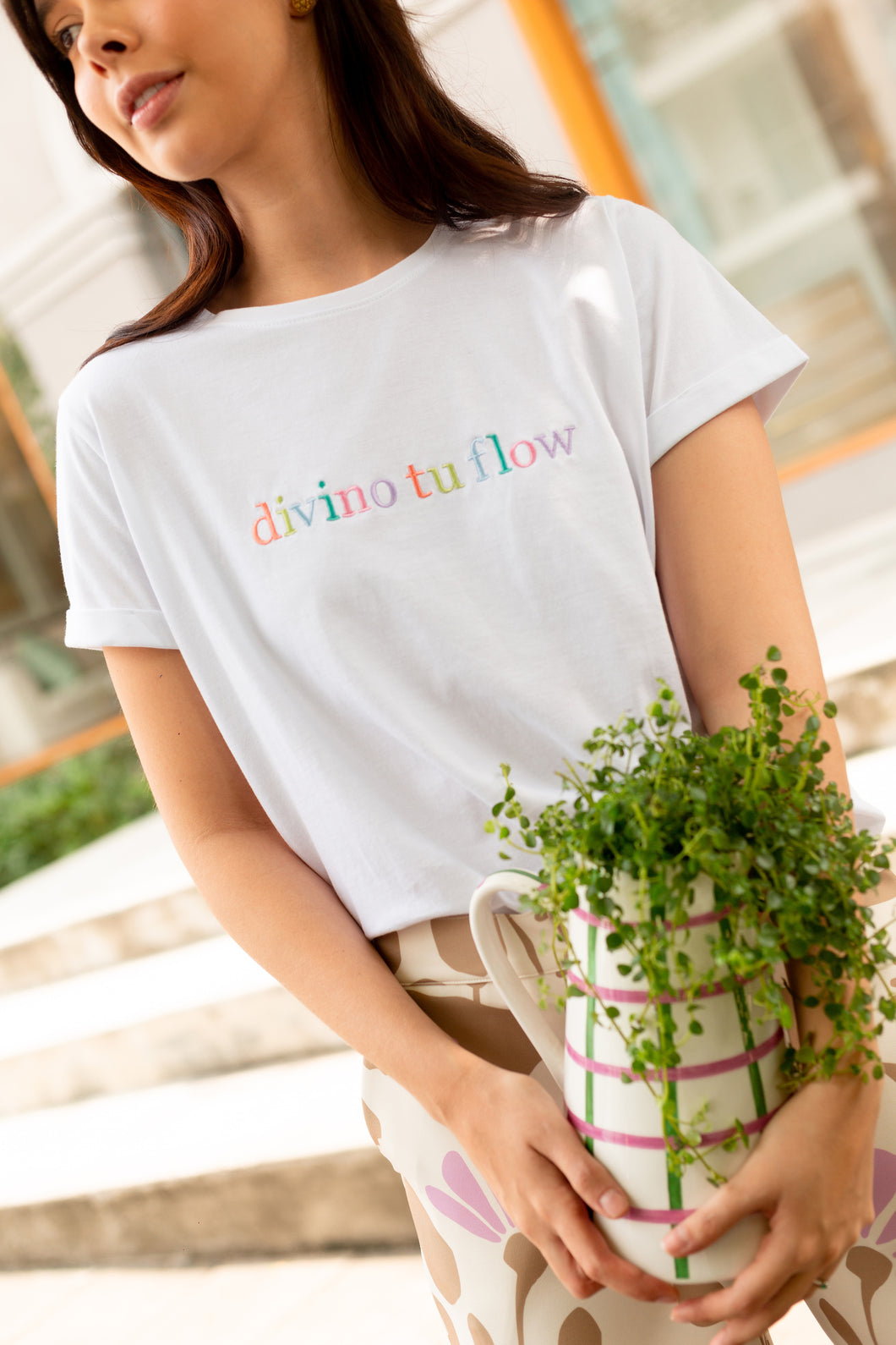 Divino Tu Flow Embroidered Oversized Tee